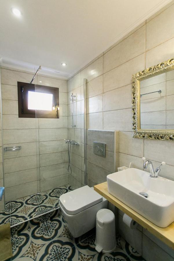 Frangeo Boutique Rooms Asprovalta Exterior photo